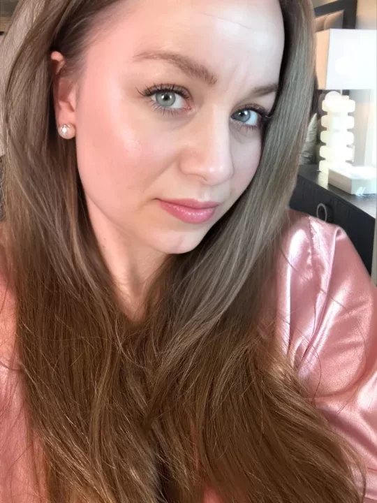 MilaFleur with the username @milafleur18 is a German OnlyFans model.