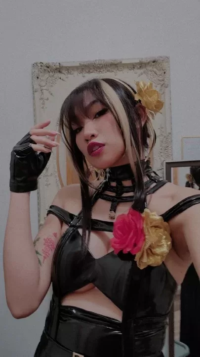 Your Fave Bunny with the username @ricebunnybaby is a German OnlyFans model.